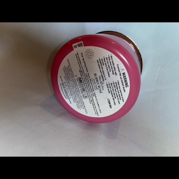 Bath and Body Works Bubbly Rosé 3 wick candle - Picture 3 of 3